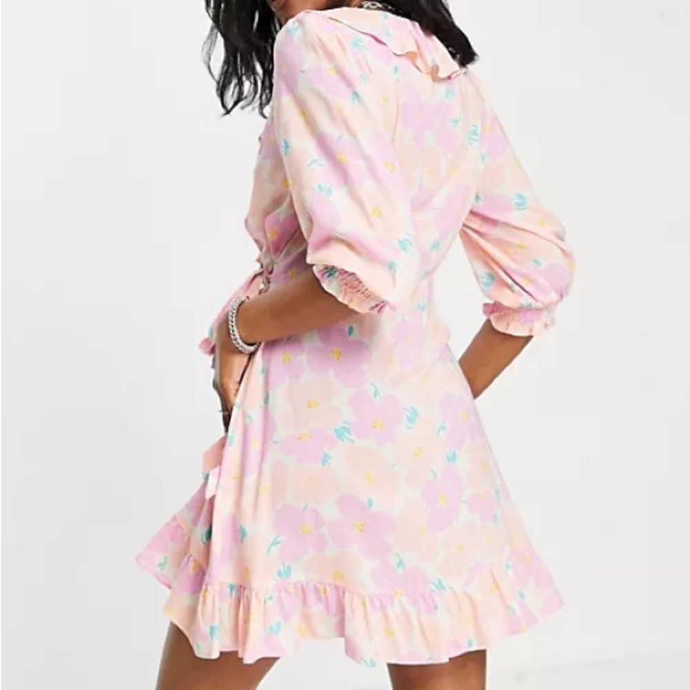 Topshop washed neon floral mini wrap dress. Size M (6 US)